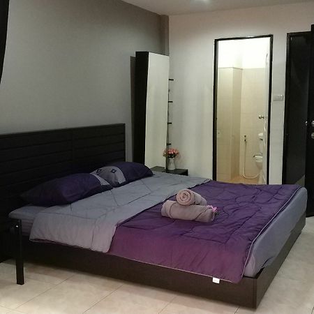 Desire Guesthouse Patong Dış mekan fotoğraf