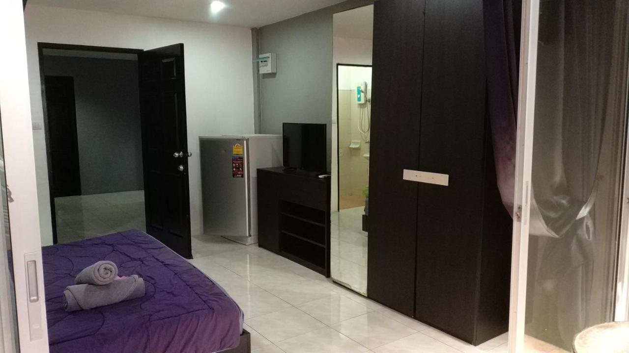 Desire Guesthouse Patong Dış mekan fotoğraf