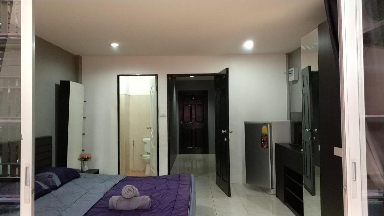 Desire Guesthouse Patong Dış mekan fotoğraf