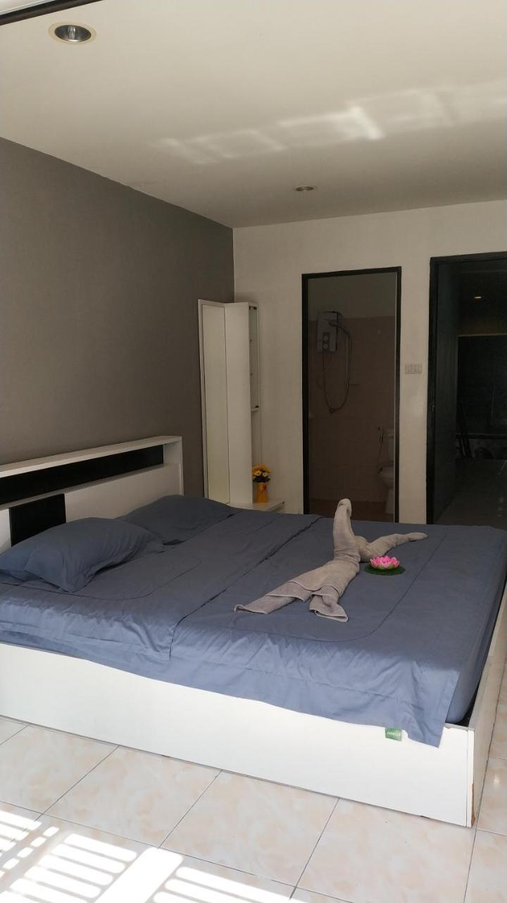 Desire Guesthouse Patong Dış mekan fotoğraf